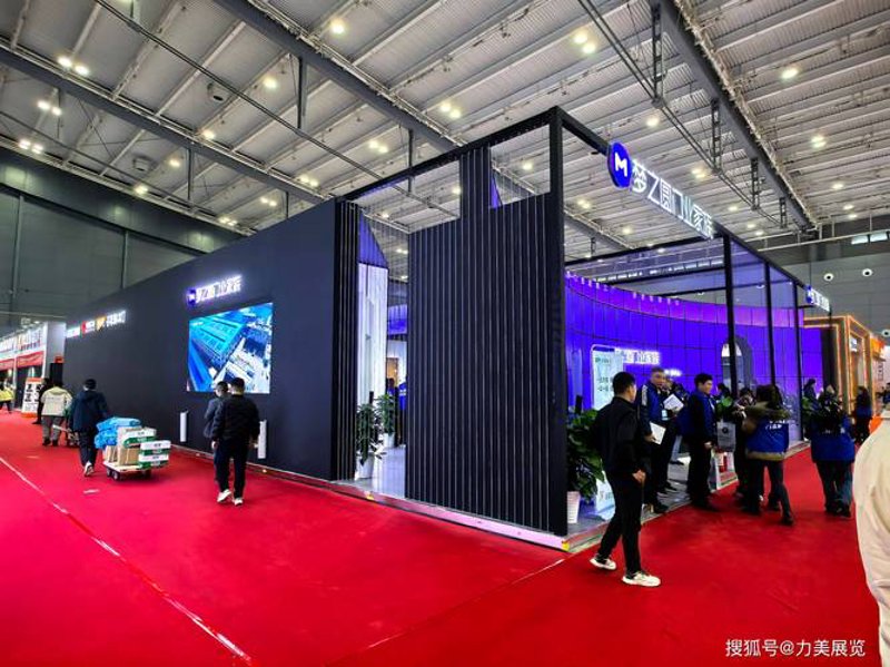 舞台桁架应用解析：提升演出效果的秘密武器
